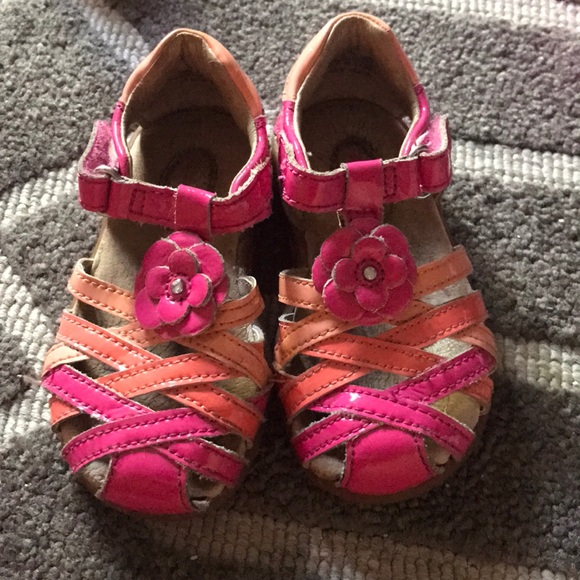 Cute sandals - Picture 1 of 1